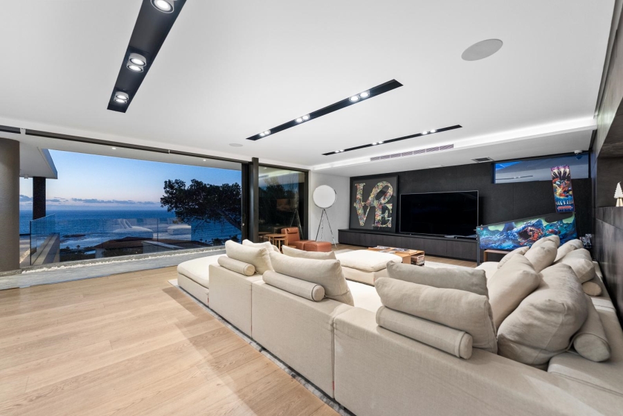 4 Bedroom Property for Sale in Camps Bay Western Cape